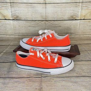 Converse CTAS Ox Solar Red/White/Black Kid’s Size 3Y